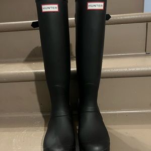 Hunter rain boots